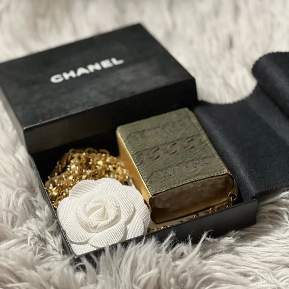 Chanel mini sling/body accessories - Picture 3 of 13